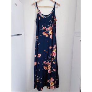 Torrid Size 12 Floral Maxi Dress